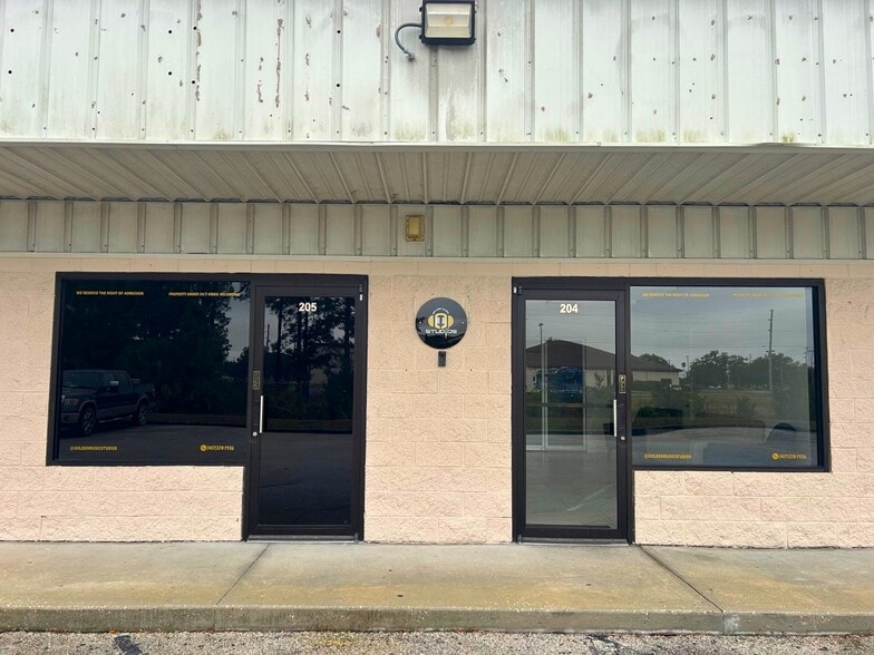 Primary Photo Of 11609 S Orange Blossom Trl, Orlando Flex For Lease