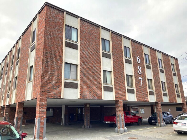 Primary Photo Of 687 Highland Ave, Needham Office For Lease