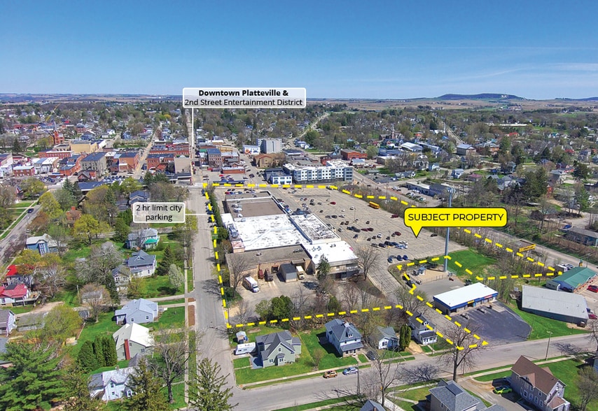 More Photos Of 130-300 McGregor Plz, Platteville Storefront For Sale