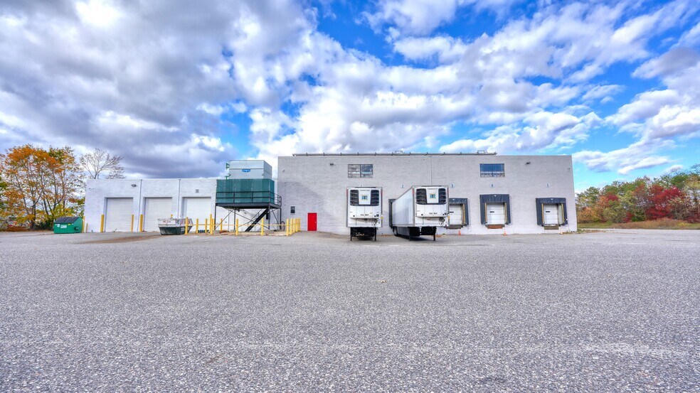 More Photos Of 3300 Veterans Memorial Hwy, Bohemia Food Processing For Lease