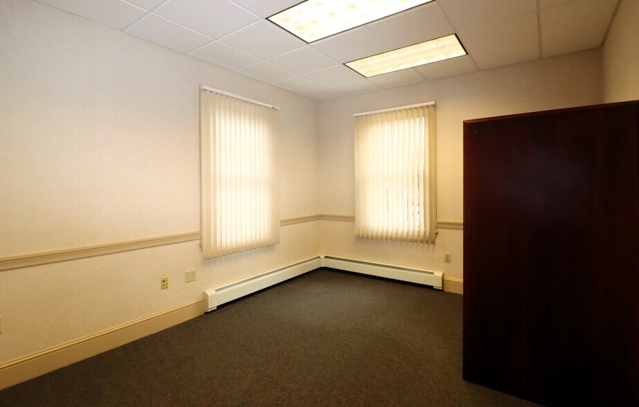 More Photos Of 355 Main St, Gorham Office For Sale