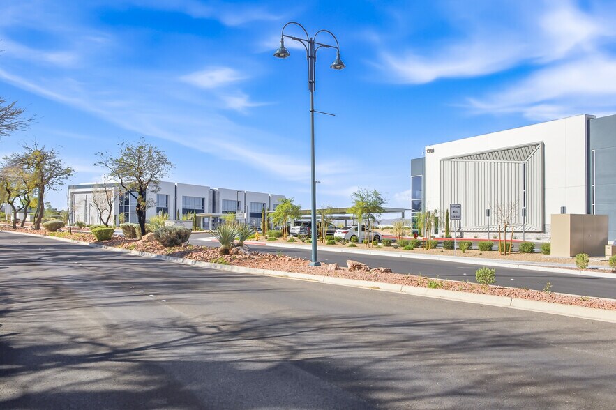 More Photos Of 1301 Seven Hills Drive, Henderson Medical For Sale