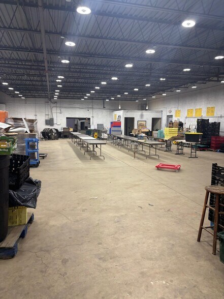 More Photos Of 386-394 Coit St, Irvington Manufacturing For Lease