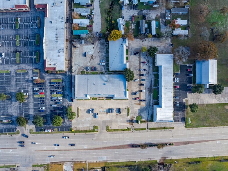 More Photos Of 2551-2553 S Texas Ave, College Station Unknown For Lease