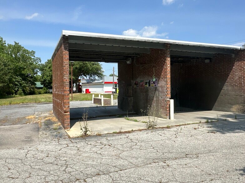 More Photos Of 314 US Highway 64 W, Plymouth Carwash For Sale