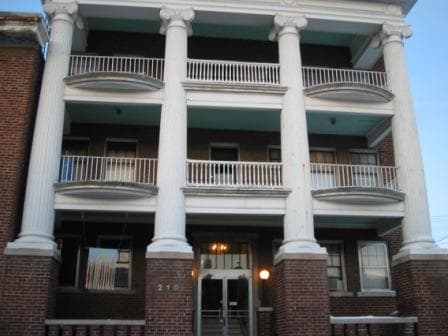 More Photos Of 210 N 8th St, Saint Joseph Apartments For Sale