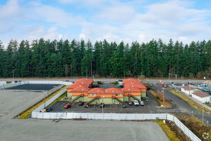 More Photos Of 18407 Pacific Ave S, Spanaway Office For Lease