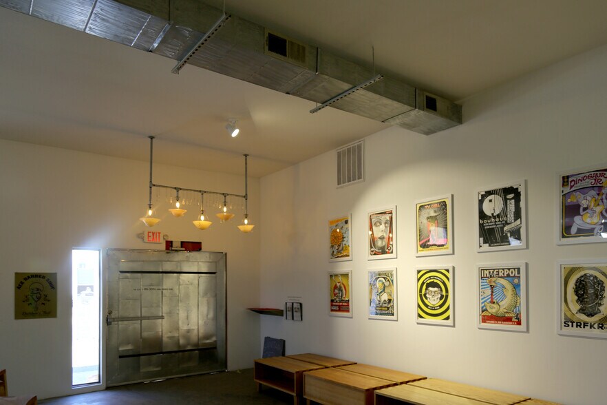 More Photos Of 401 2nd St SW, Albuquerque General Retail For Sale