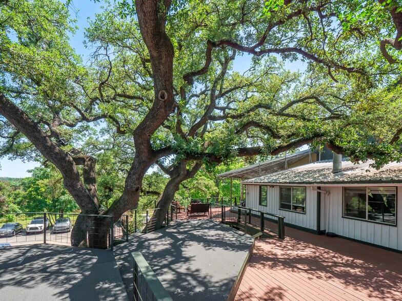 More Photos Of 13001 W Highway 71, Austin Storefront Retail Office For Sale