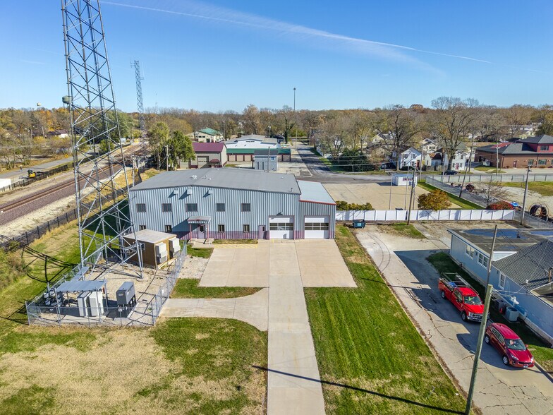 More Photos Of 501 N Main St, Wilmington Warehouse For Sale