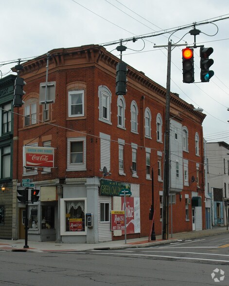 More Photos Of 258 Main St, Johnson City Restaurant For Lease