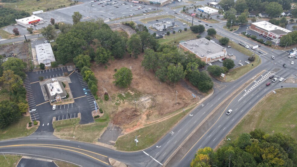 More Photos Of 2898 S Main St, Anderson Land For Sale