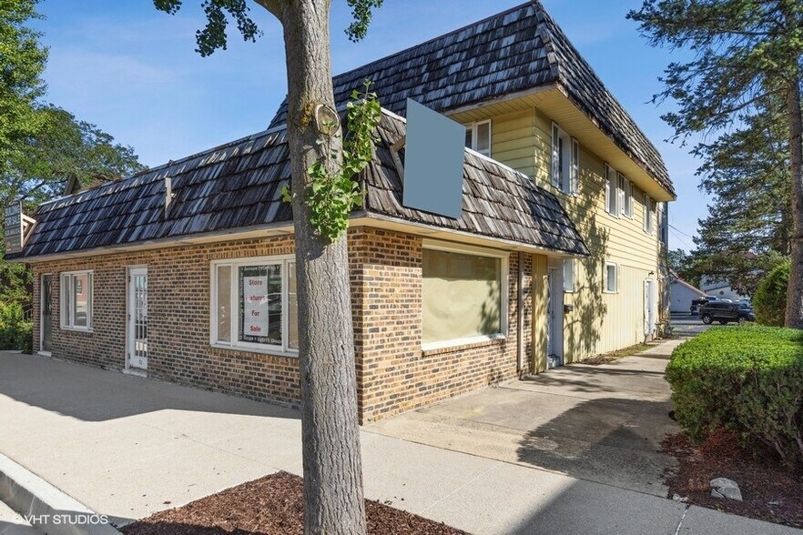 More Photos Of 110-112 Willow Ave, Wheaton Storefront Retail Residential For Sale