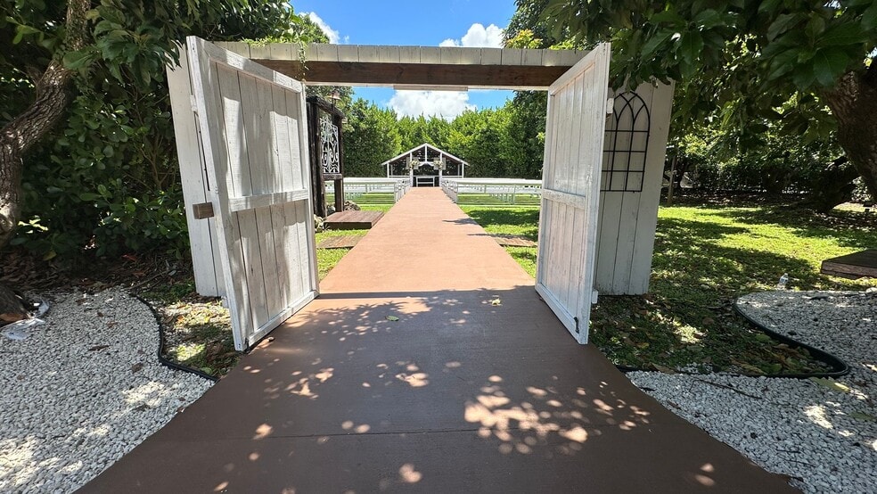 More Photos Of 13981 SW 232nd St, Miami Specialty For Sale