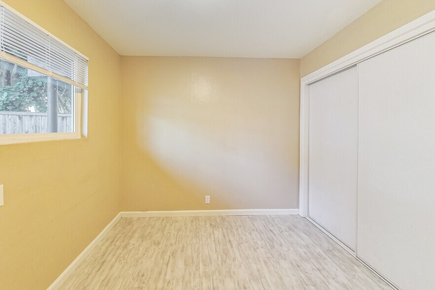 More Photos Of 3257 Delaware St, Oakland Apartments For Sale