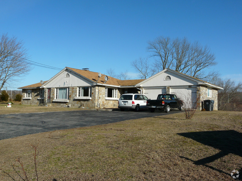 Primary Photo Of 800 Norwich Rd, Plainfield Medical For Sale