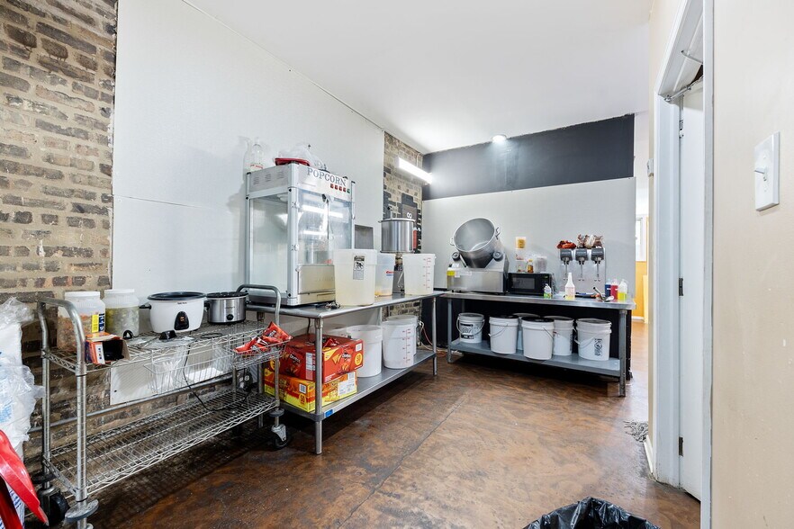 More Photos Of 1329 W 99th St, Chicago Flex For Sale