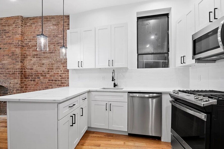 More Photos Of 870 Hancock St, Brooklyn Apartments For Sale