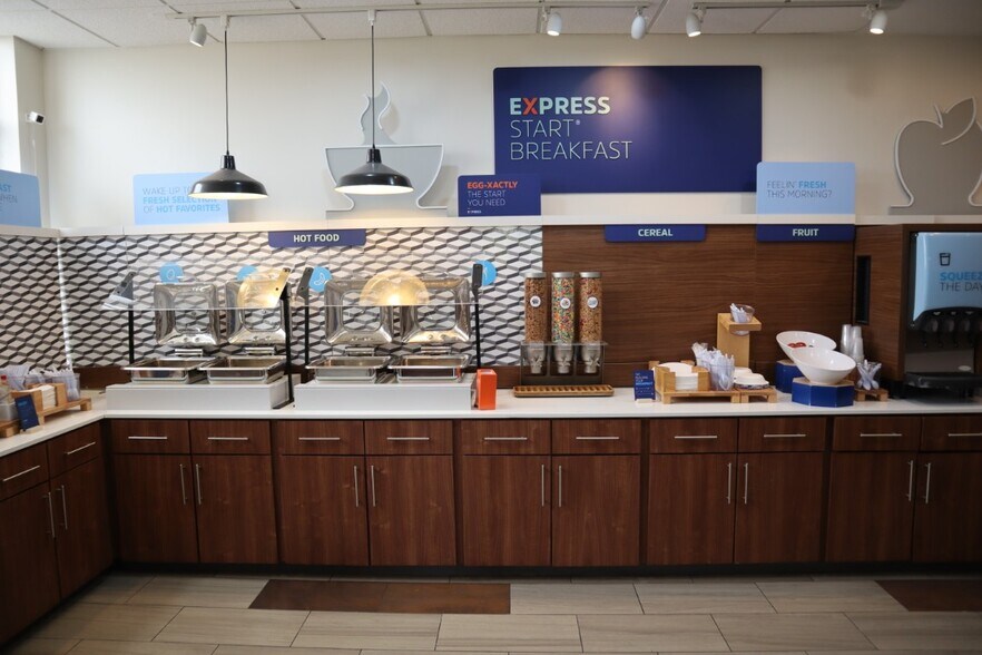 More Photos Of 157 Soldier Colony Rd, Canton Hotel For Sale