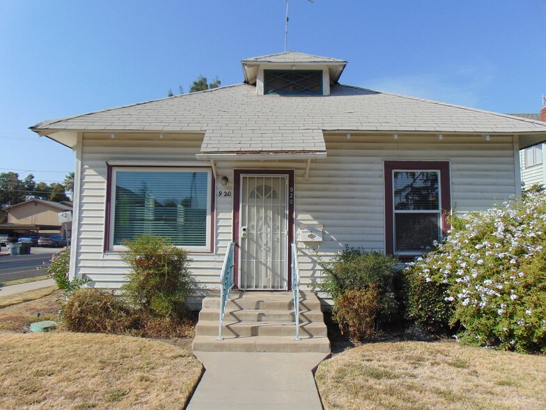 More Photos Of 920 W Main St, Visalia Coworking Space