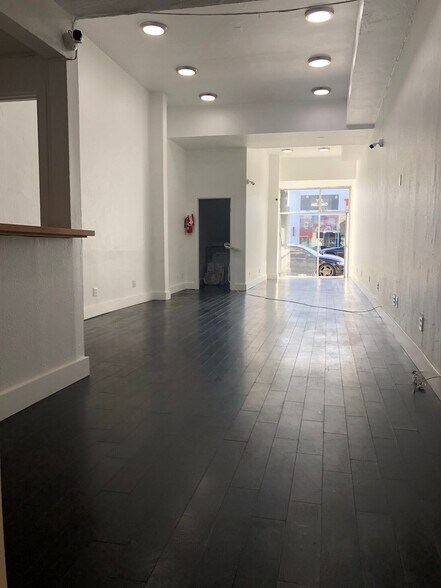 More Photos Of 7619-7621 Melrose Ave, Los Angeles Storefront Retail Office For Sale