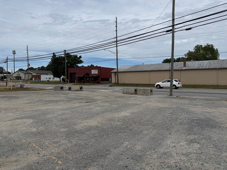 More Photos Of 424 Hackney Ave, Washington Industrial For Sale