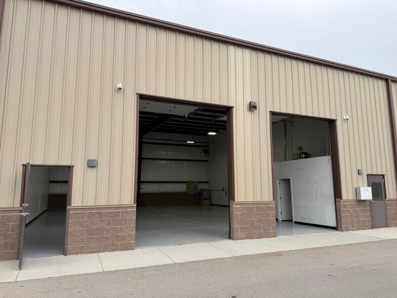 More Photos Of 2187 W Printers Row, West Valley City Warehouse For Lease