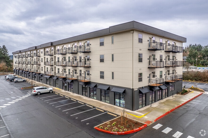 More Photos Of 5765 Commercial St SE, Salem Unknown For Lease