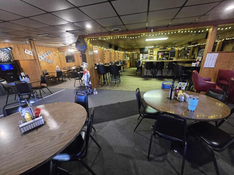 More Photos Of 44368 309th St, Mission Hill Restaurant For Sale