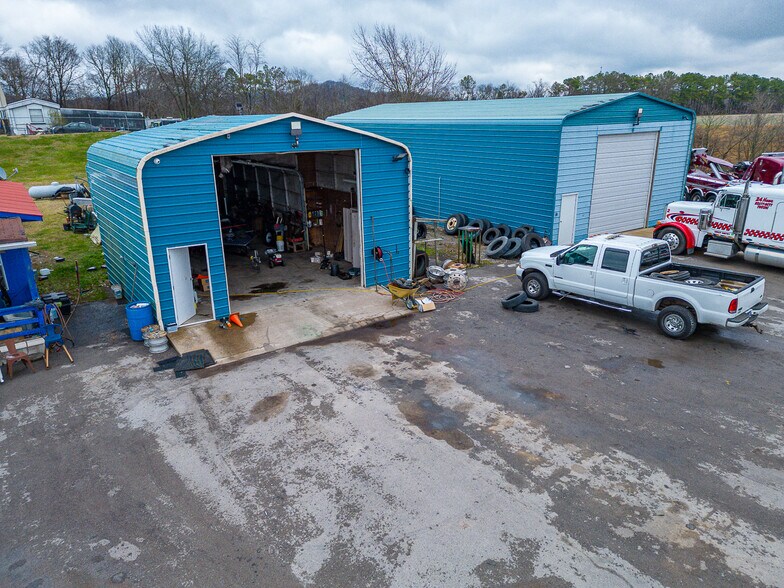 More Photos Of 9122 Lewisburg Hwy, Cornersville Auto Salvage Facility For Sale