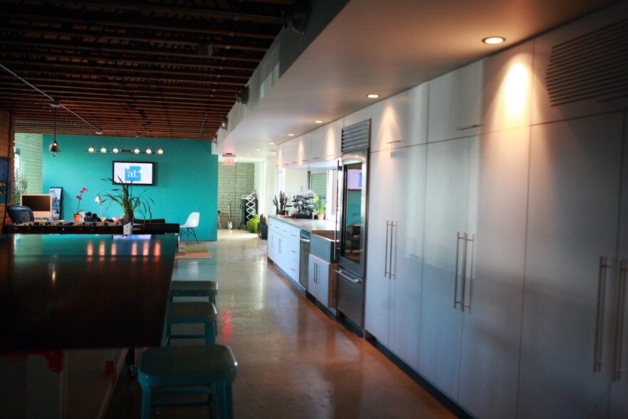 More Photos Of 828 N 3rd St, Phoenix Loft Creative Space For Lease