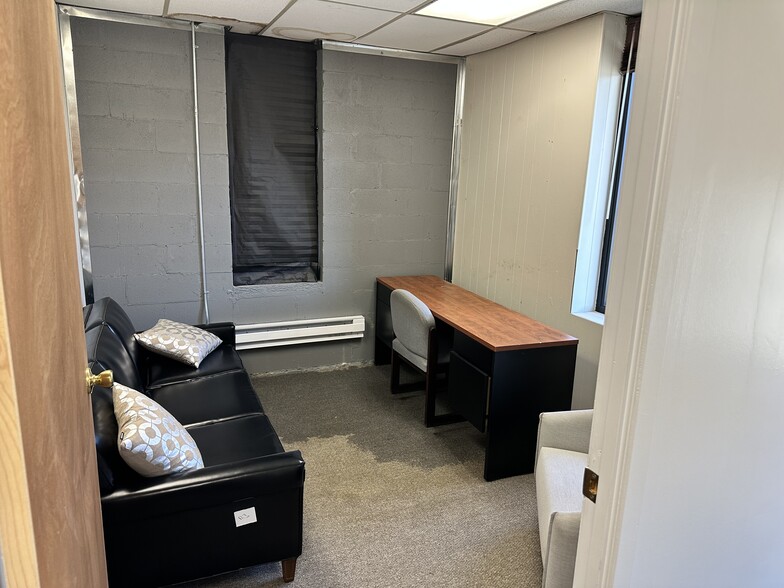 More Photos Of 4865 Arthur Kill Rd, Staten Island Warehouse For Sale