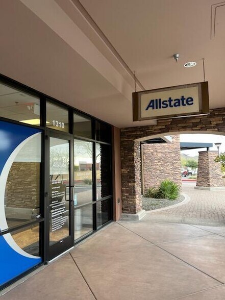 More Photos Of 25546 N Lake Pleasant Pky, Peoria General Retail For Lease