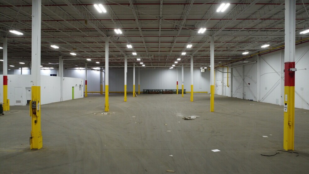 More Photos Of 1159-1193 Broad St, Central Falls Manufacturing For Lease