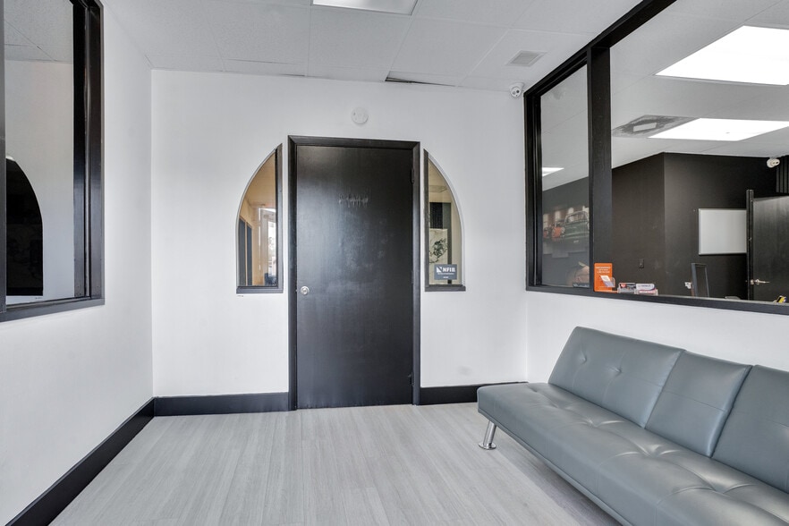 More Photos Of 120 W Carroll St, Kissimmee Industrial For Sale