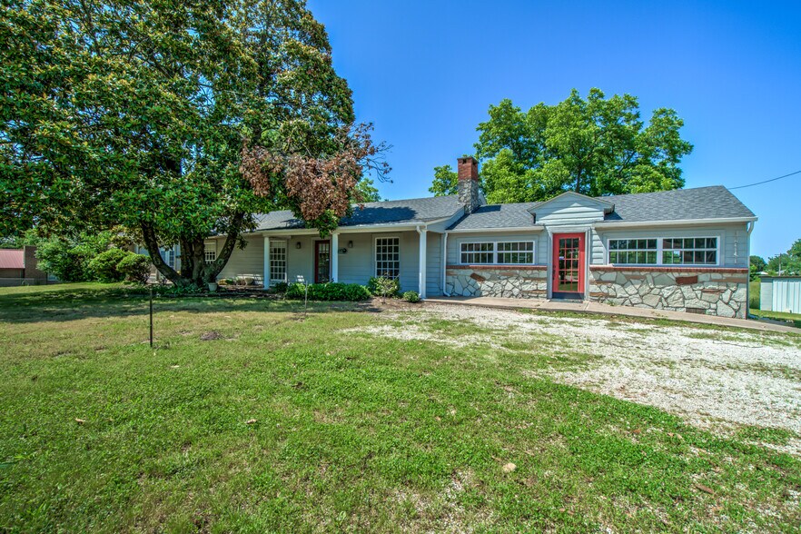 More Photos Of 2600 Arlington St, Ada Office Residential For Sale