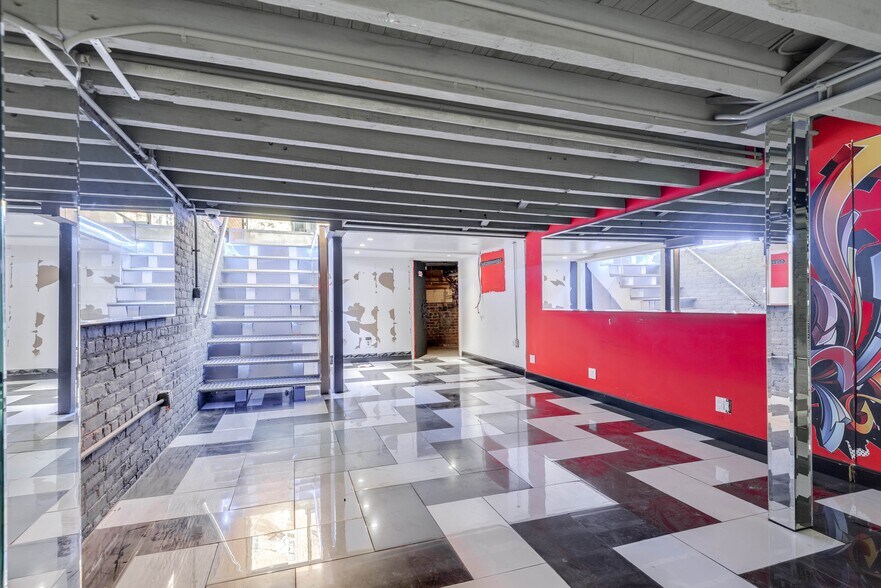 More Photos Of 4014 83rd St, Elmhurst Apartments For Lease