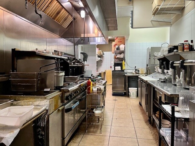 More Photos Of 145 Hilden Rd, Ponte Vedra General Retail For Sale