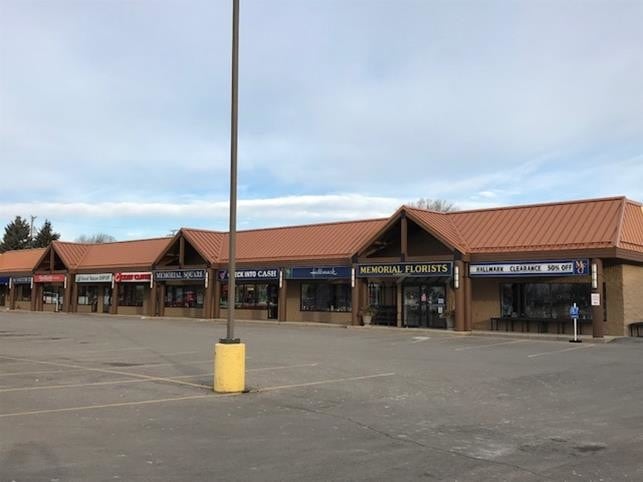 More Photos Of 420 E Northland Ave, Appleton Storefront Retail Office For Lease