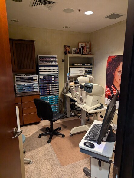 More Photos Of 900 Cass St, Monterey Medical For Sale