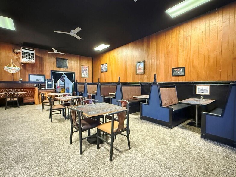 More Photos Of 424 W Northern Ave, Pueblo Restaurant For Sale