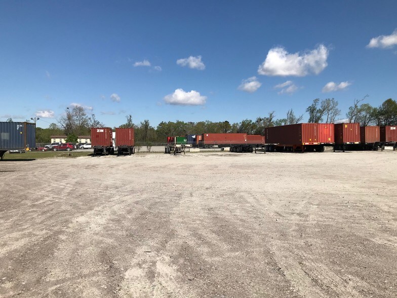 More Photos Of 401 Telfair Rd, Savannah Land For Lease