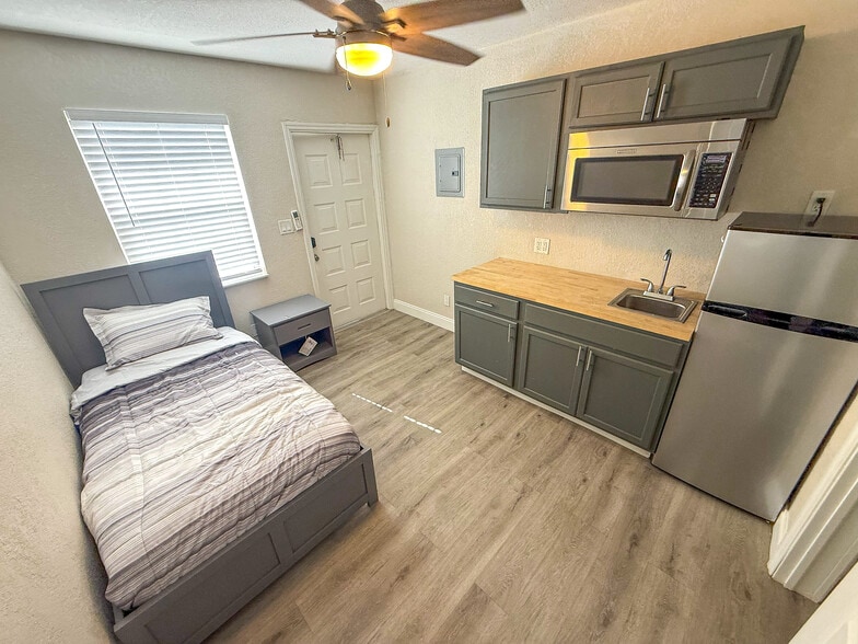 More Photos Of , Lake Worth Multifamily For Sale