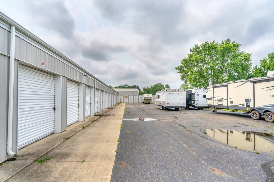 More Photos Of , Elkhart Unknown For Sale