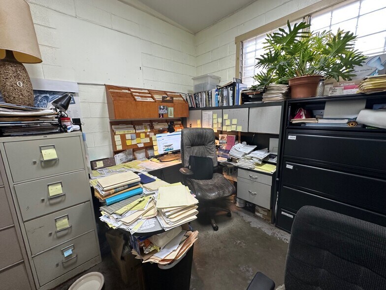 More Photos Of 3135 Lower Kula Rd, Kula Storefront Retail Office For Sale