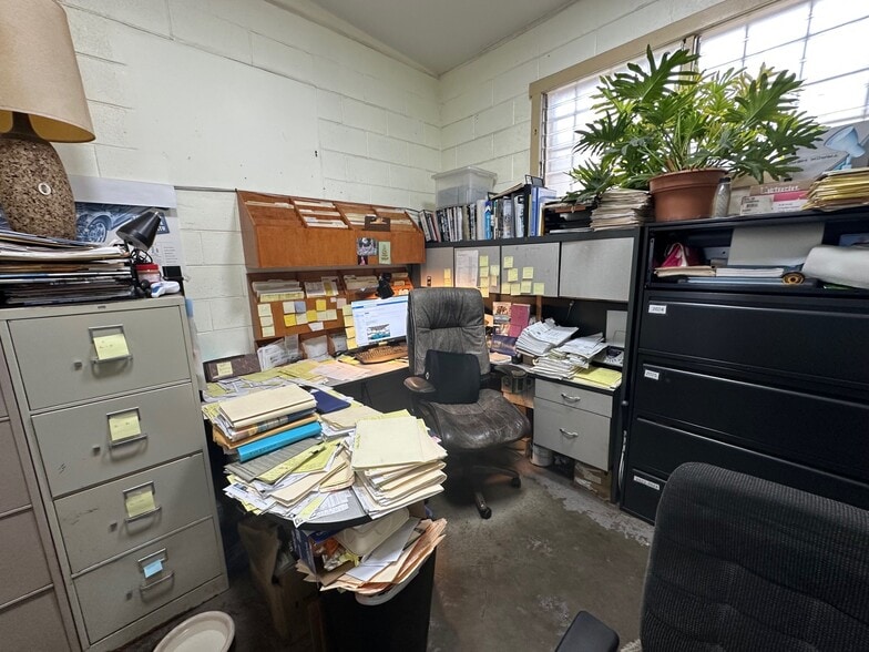 More Photos Of 3135 Lower Kula Rd, Kula Storefront Retail Office For Sale