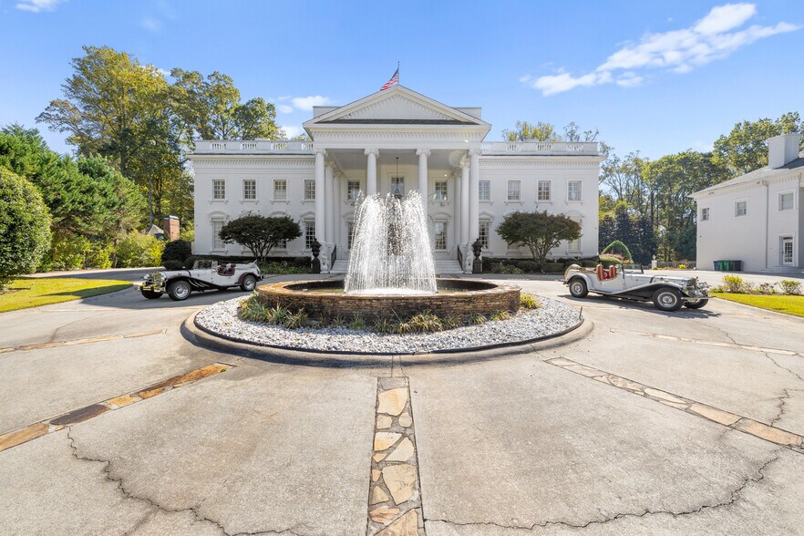 More Photos Of 3687 Briarcliff Rd NE, Atlanta Multifamily For Sale