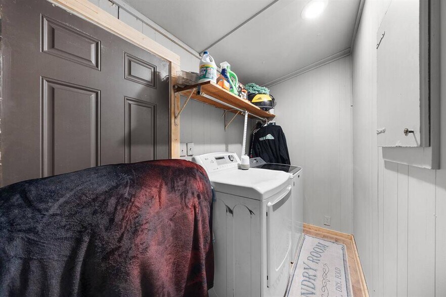 More Photos Of 4500 FM 515, Emory Light Manufacturing For Sale