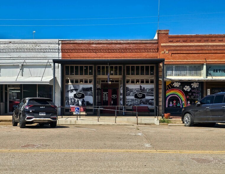 More Photos Of 210 Market St, Baird Restaurant For Sale