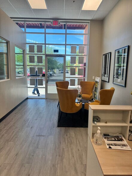 More Photos Of 11340 W Bell Rd, Surprise General Retail For Lease